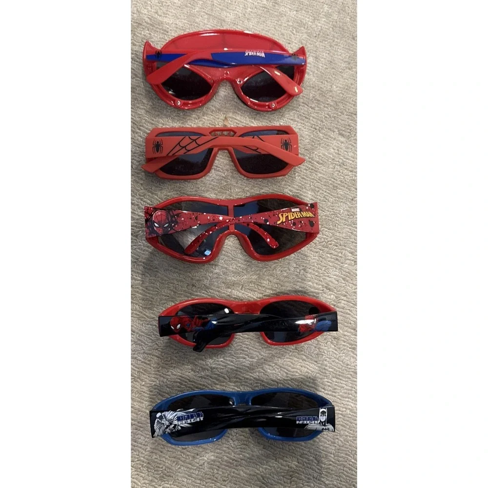 Kids/Boys Sunglasses Lot of 5 Spider-man & Batman Sunglasses- Parties, Play, Fun